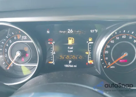 2020 Jeep Wrangler Unlimited Sahara z USA, uszkodzony, nr VIN 1C4HJXEN2LW109428